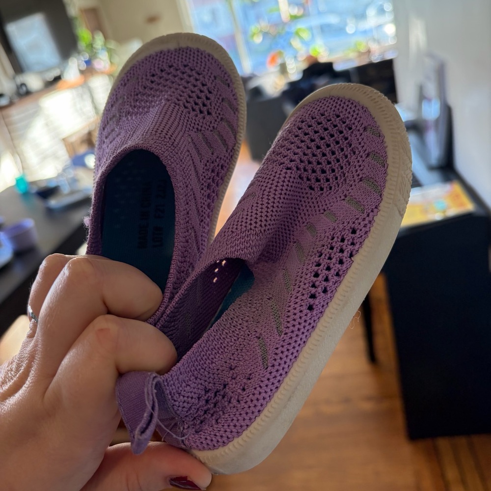 Jan & Jul Lavender knit slip-ons